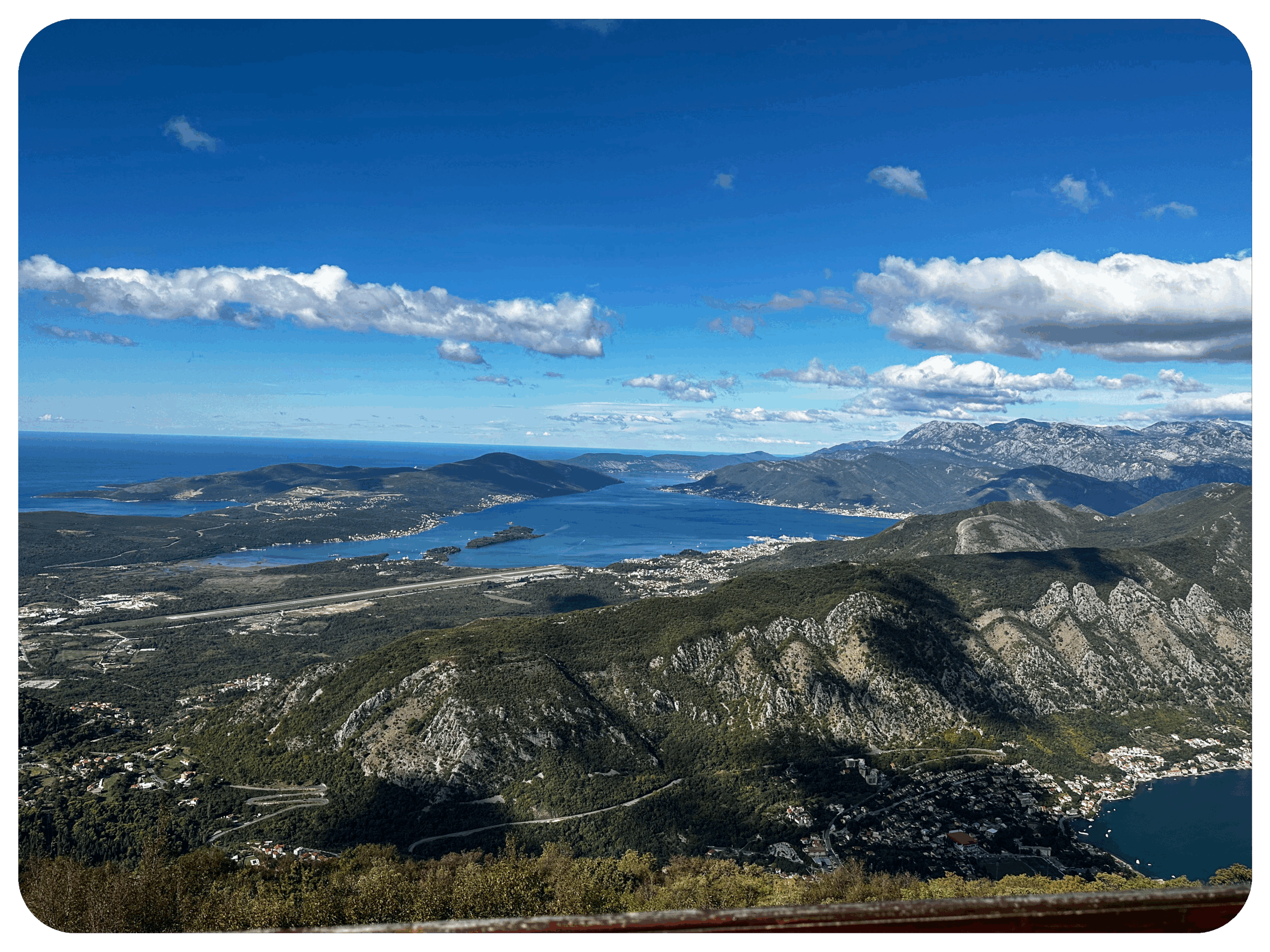 Image gallery marquee